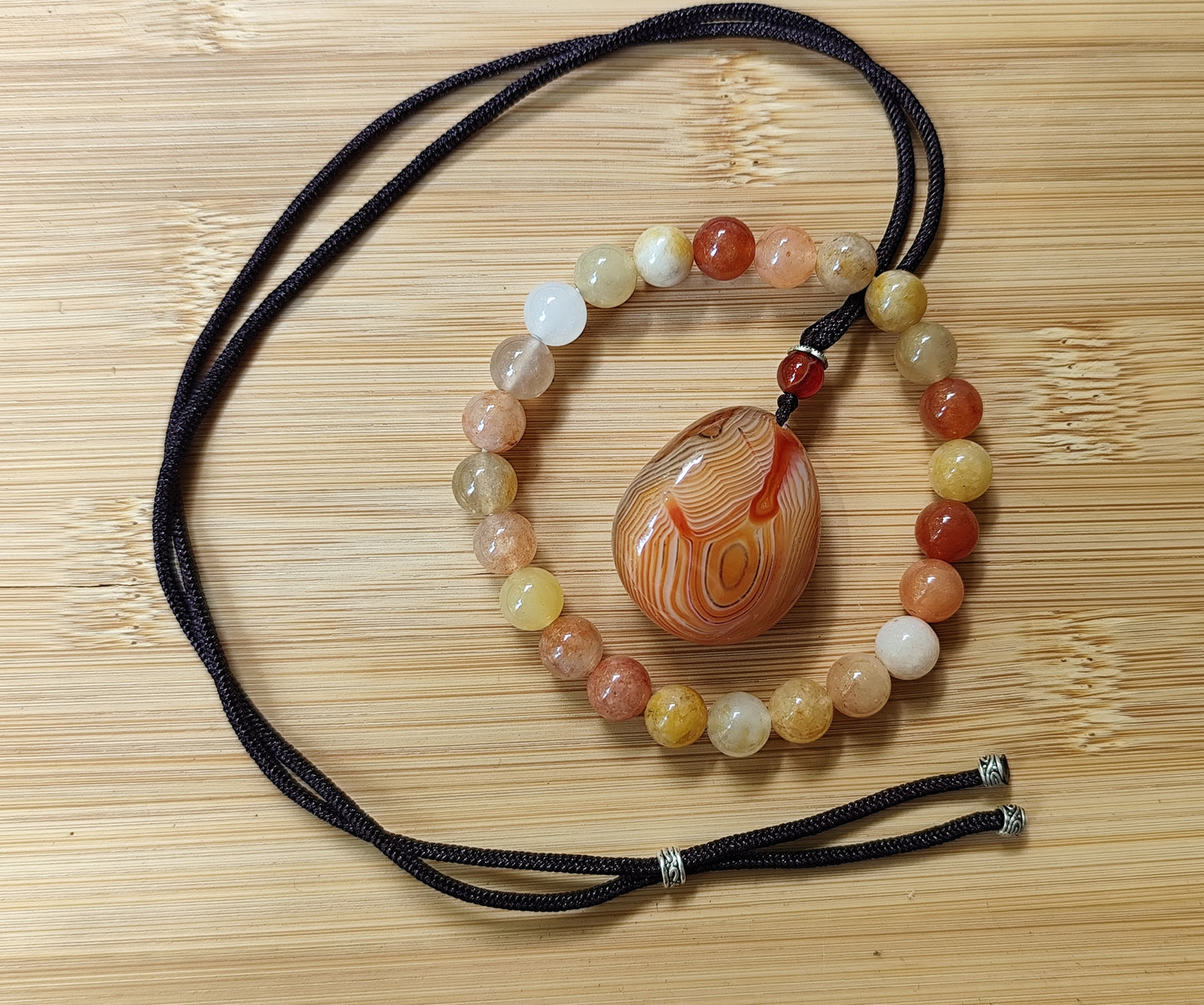 2er Set Naturstein Edelstein Golden Silk Jade Armband und Sardonyx Anhänger Nr.94