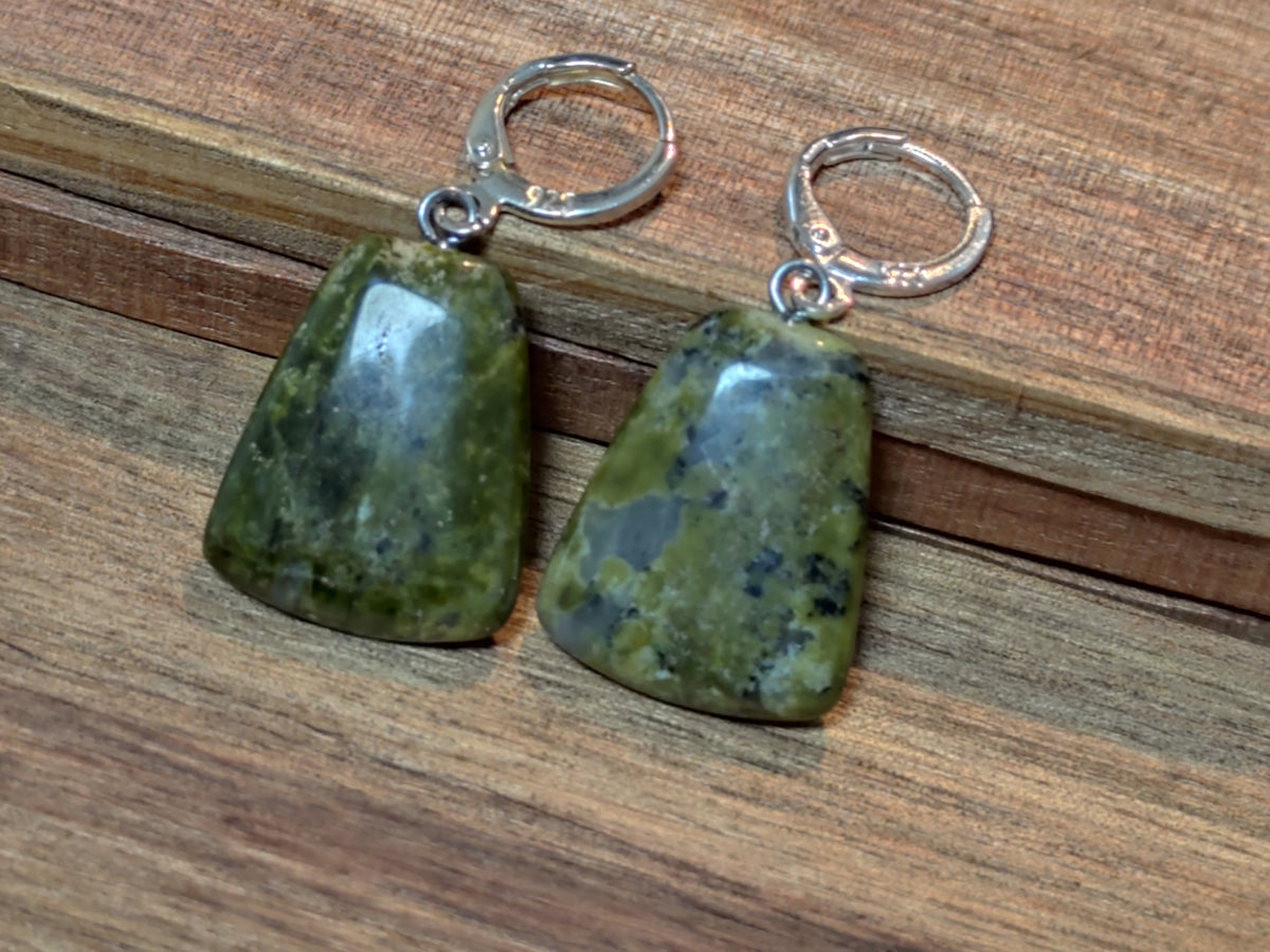 Naturstein Edelstein Unakit Ohrringe 925 Silber
