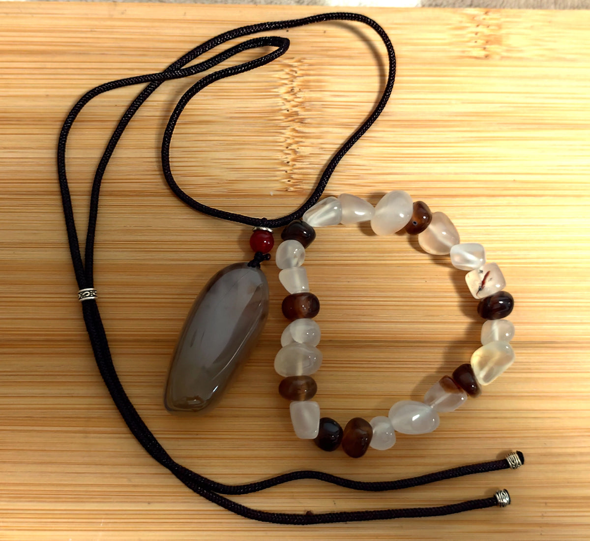 2er Set Naturstein Edelstein Achat Sardonyx Armband + Anhänger inkl.Kordel Nr.102