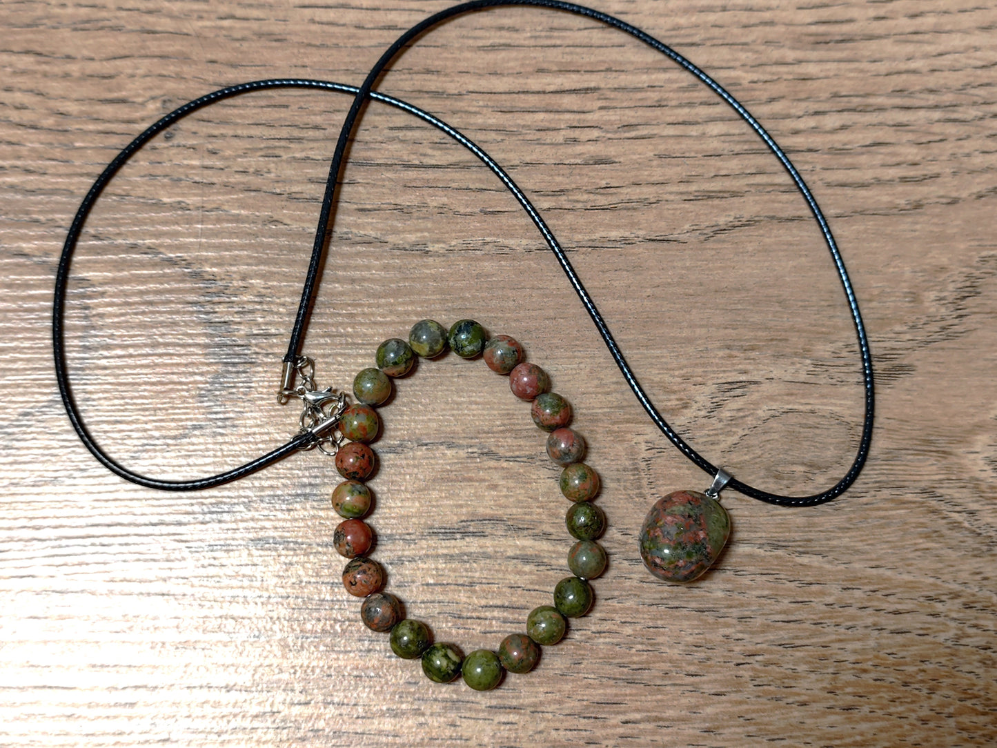 2er Set Naturstein Edelstein Unakit Armband und Anhänger inkl.Kordel Nr.2
