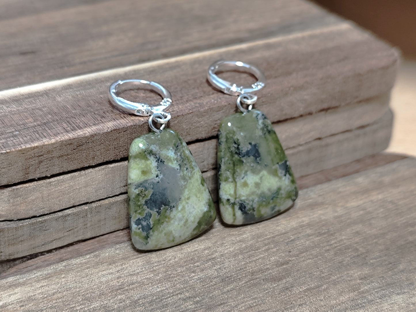Naturstein Edelstein Unakit Ohrringe 925 Silber