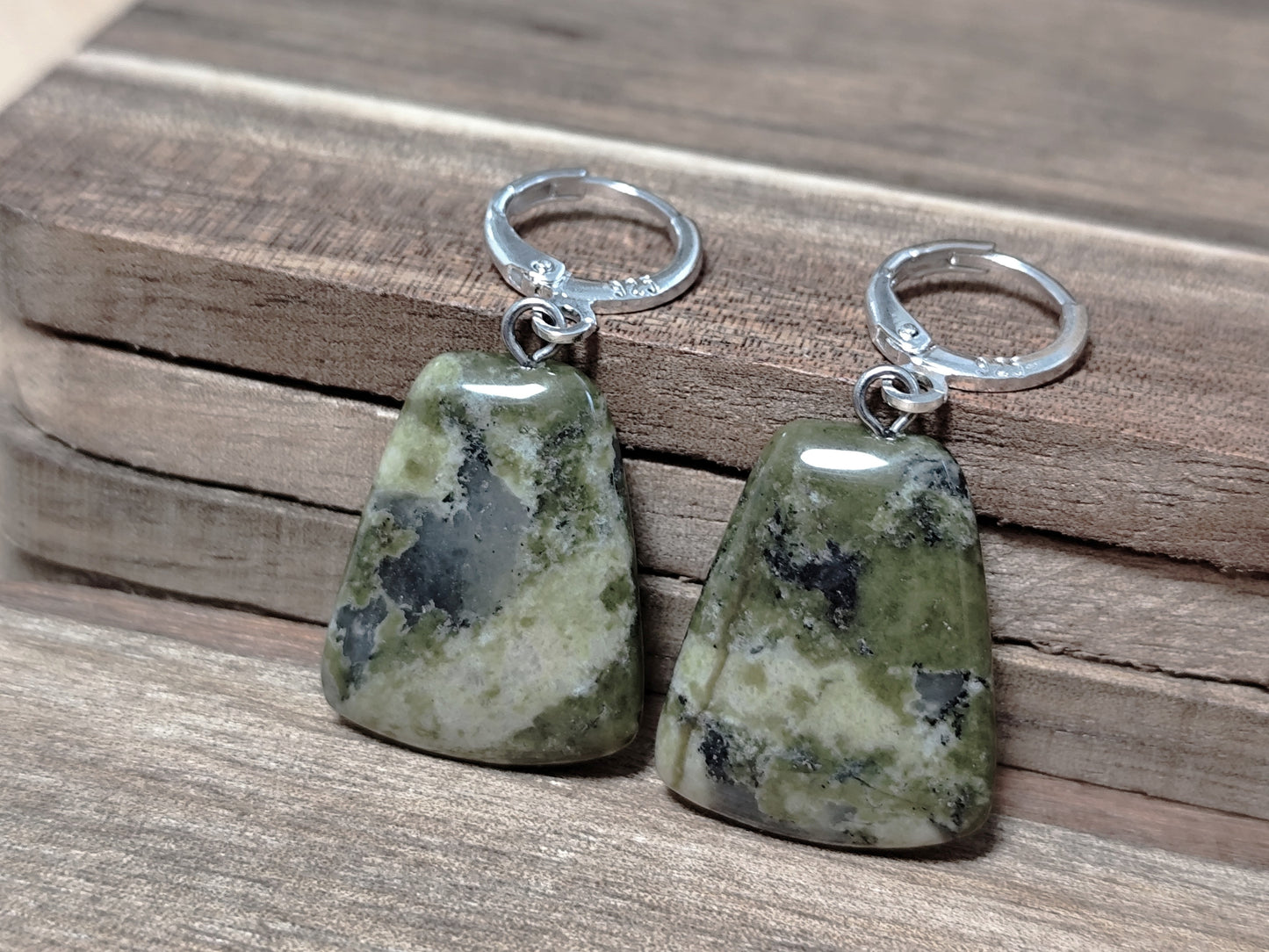 Naturstein Edelstein Unakit Ohrringe 925 Silber