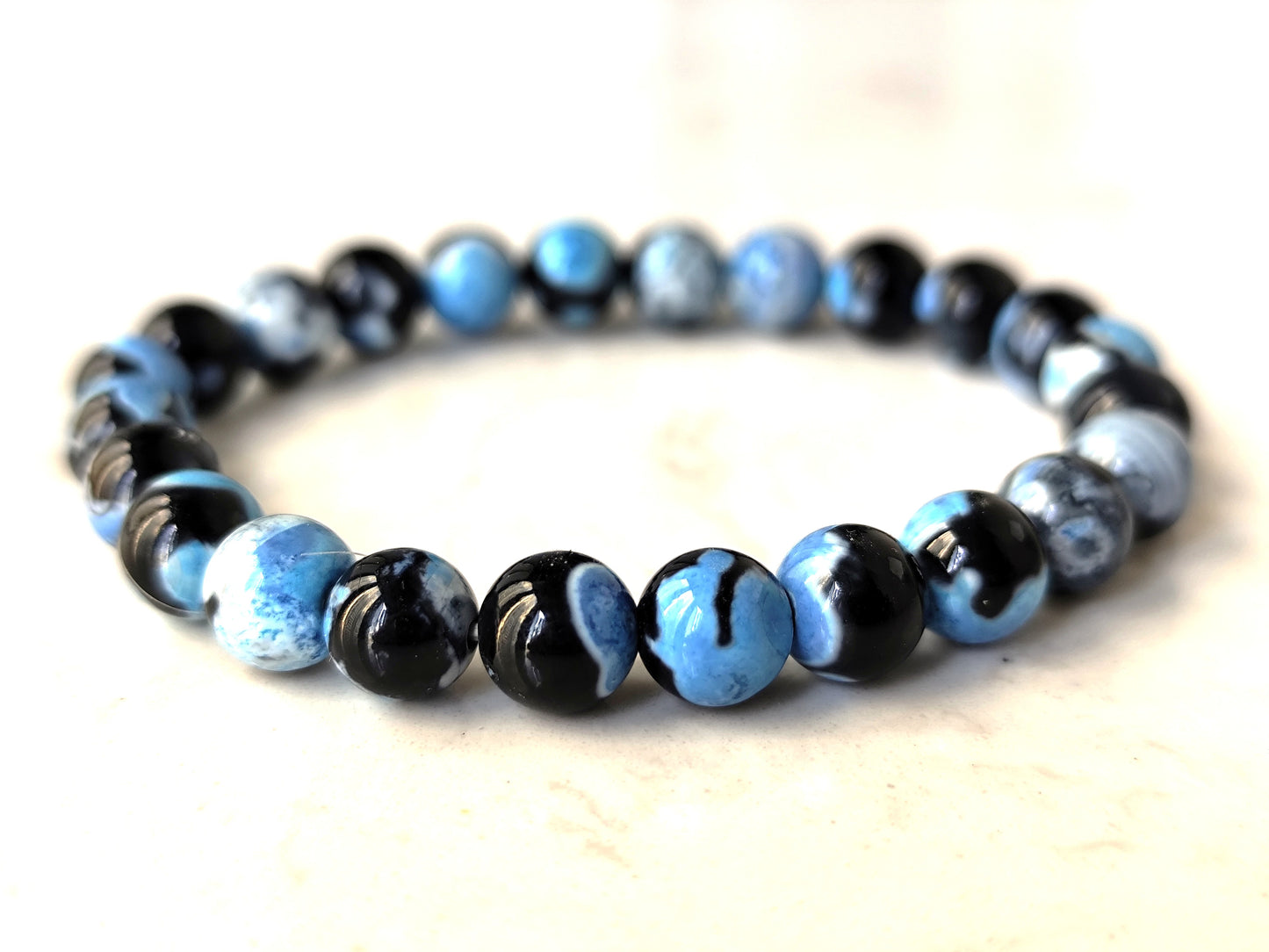 8 mm Achat schwarz-blau Armband